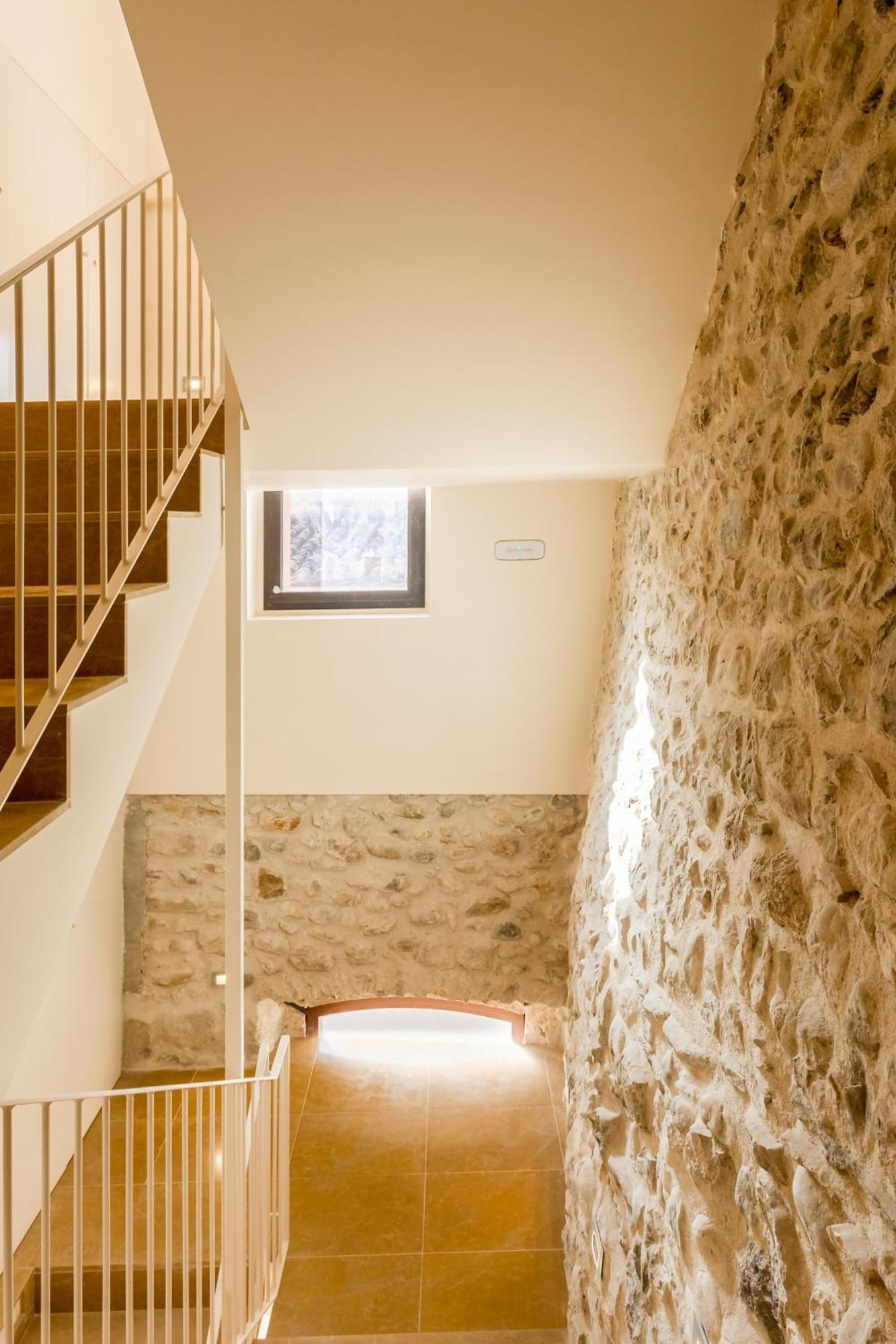 Can Cintet 21Nuevo Apartamento Moderno En Besalú Exteriér fotografie